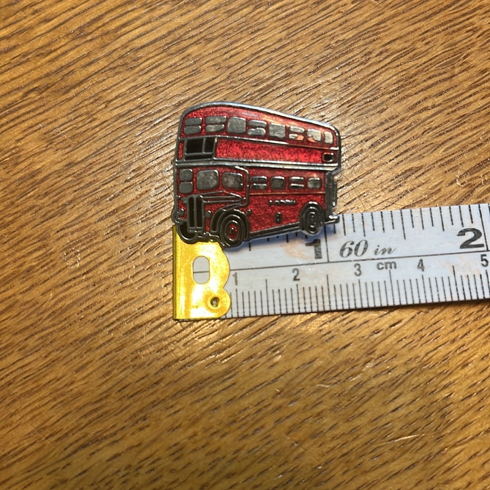 ✨ 3/$15 ✨ Double Decker Bus Enameled Brooch - Picture 3 of 3
